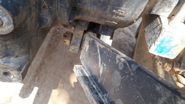 ขายรถไถFORD -6610 เสื็อลาย ไอดีใหญ่รถสภาพ 80-90 \%พร้อมใช้งาน  (ราคา 345,000บาท) มีภาพวีดีโอ  รถสภาพ 80-90 \%พร้อมใช้งาน อุปกรณ์ครบพร้อม มีใบมีดดันหน้า ผาน7สภาพดีมากพร้อมใช้งาน เครื่องแรงดี ระบบไฮดรอลิกส์ดี คูณ ชัยยา โทร 081-9972972 089-8451778