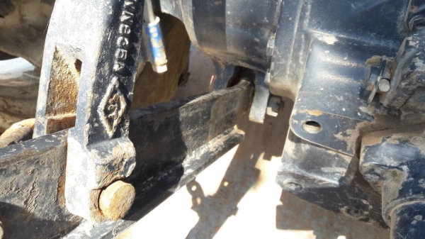 ขายรถไถFORD -6610 เสื็อลาย ไอดีใหญ่รถสภาพ 80-90 \%พร้อมใช้งาน  (ราคา 345,000บาท) มีภาพวีดีโอ  รถสภาพ 80-90 \%พร้อมใช้งาน อุปกรณ์ครบพร้อม มีใบมีดดันหน้า ผาน7สภาพดีมากพร้อมใช้งาน เครื่องแรงดี ระบบไฮดรอลิกส์ดี คูณ ชัยยา โทร 081-9972972 089-8451778