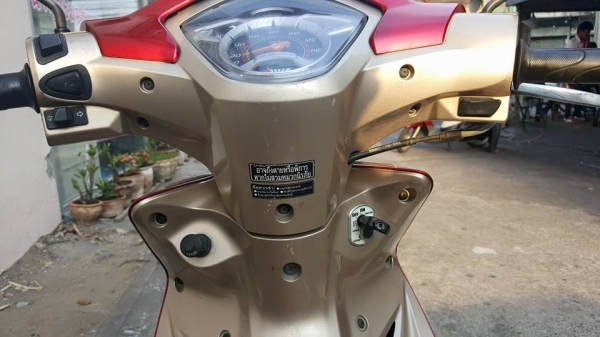 Honda Wave 110-i AT ระบบหัวฉีด สตาร์ทมือ