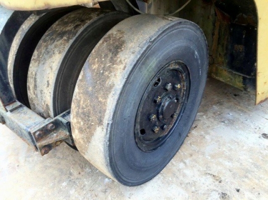 == Roller : รถบดล้อยาง 9 ล้อ Kawasaki KR20C-3392 / สนใจติดต่อ 0614194022 ใหม่ค่ะ== == Roller : รถบดล้อยาง 9 ล้อ Kawasaki KR20C-3392 / สนใจติดต่อ 0614194022 ใหม่ค่ะ==