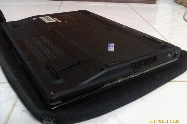 โน๊ตบุ๊ค Vzio M549ssใช้ได้ปกติ