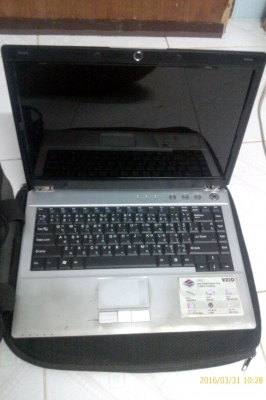 โน๊ตบุ๊ค Vzio M549ssใช้ได้ปกติ