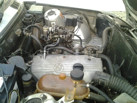 ขายรถยนต์ BMW รุ่นE30 เครื่อง1600cc.คาบิว เกียร์ธรรมดา แอร์ ล้อแม็กเดิมๆ ภายในสวย เครื่องดี ช่วงล่างดี พร้อมใช้งาน ขายถูกๆครับ