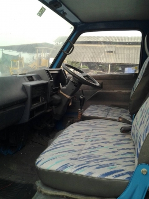 ขายรถ 6 ล้อกลาง