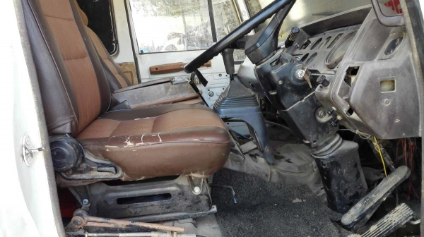 Hino/  สิบล้อมือสอง/ Sumo226 วางเครื่อง P11C/ เกียร์ ZM ดั้ม