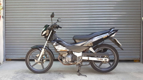 ขออนุญาติขายHONDA SONIC NEW 125 ตัว TOP ล้อแม็กแท้ศูนย์ สตาร์ทมือ รุ่นกุญแจใหญ่ 2 ชั้น