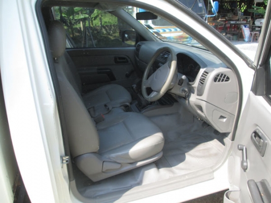 2006 ISUZU SPARK EX DMAX 2.5 ITEG ตู้แห้งแครี่บอย มือเดียว