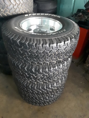 Max + BF All USA.31/10.5/15 ปี11 สวยๆ 1ชุด