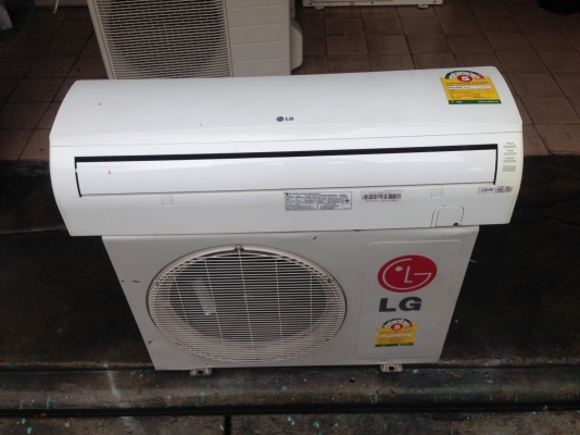 **** ขายแอร์ LG 12500 BTU สภาพสวย ****