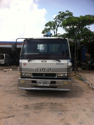 ขายรถบรรทุก 6 ล้อ Isuzu ติดเครน