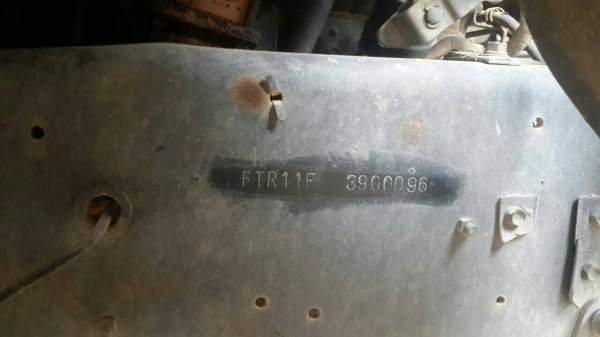 รถอีซูซุ 6 ล้อดั้ม FTR  160 แรงม้า  ปี 37.     สนใจติดต่อ  081 - 6079515