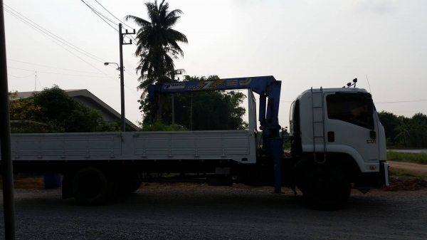 ISUZU FTR 240 เครน 5 ตัน ISUZU FTR 240 เครน 5 ตัน