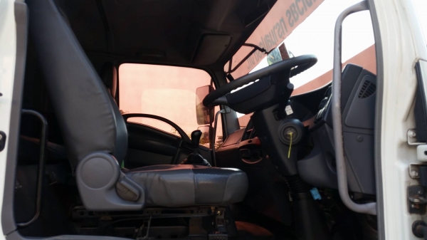 ISUZU FTR 240 เครน 5 ตัน ISUZU FTR 240 เครน 5 ตัน