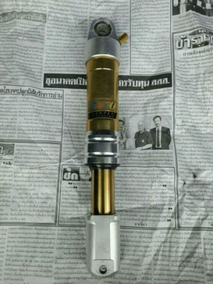 โช๊คแก๊สหัวกลับ ตามสภาพครับ มารับเอง.700บาท  Ems. 800 บาท