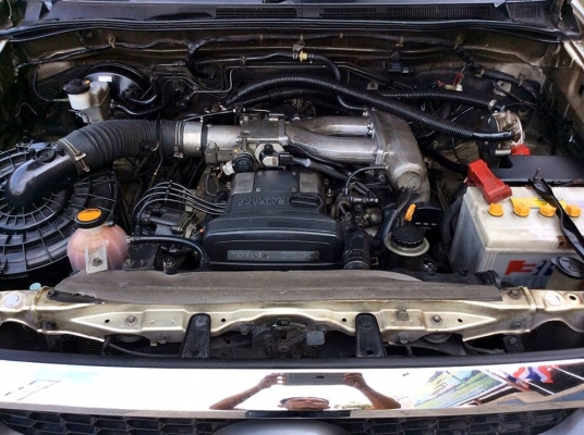 TOYOTA HILUX VIGO 2.5 J STD CAB 2006