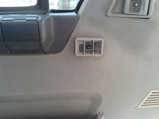 ขาย 10 ล้อ เพลาเดียว รถล่อง กระบะเหล็ก ฮีโน่ สมอ เงิน FL 1 J 210