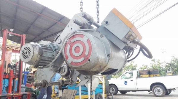 รอกสริงพร้อมตัววิ่ง NH HOIST Made in JAPAN ขนาด 2.5 ตัน สดนอกแปลงระบบไฟเป็น 380V. บ้านเราพร้อมใช้งาน!!