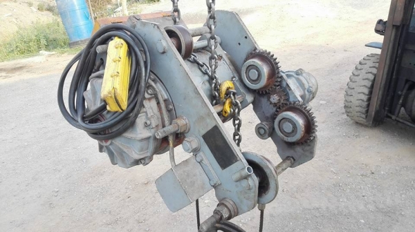 รอกสริงพร้อมตัววิ่ง NH HOIST Made in JAPAN ขนาด 2.5 ตัน สดนอกแปลงระบบไฟเป็น 380V. บ้านเราพร้อมใช้งาน!!