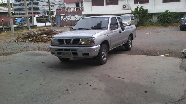 Nissan ฟรอนเทียร์ 2.7 ปี 2001 จัดได้