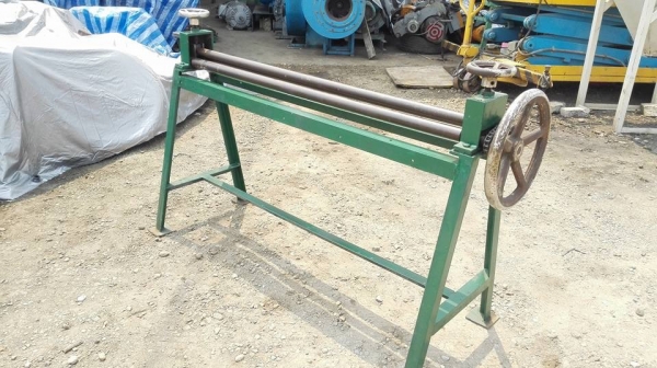 *** Sold *** ม้วนมือหมุน ขนาด 4 ฟุต 120 cm. สภาพสวยหมุนนุ่มมือพร้อมใช้มาเทสก่อนได้!!