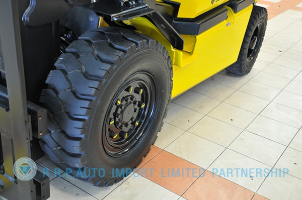 ขายรถโฟล์คลิฟท์มือสอง SUMITOMO FD40PVII-D4E-00104 ราคา 395,000 สภาพเดิมจากญี่ปุ่น ไม่เคยใช้งานในประเทศไทย