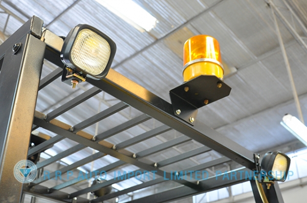 ขายรถโฟล์คลิฟท์มือสอง SUMITOMO FD40PVII-D4E-00104 ราคา 395,000 สภาพเดิมจากญี่ปุ่น ไม่เคยใช้งานในประเทศไทย