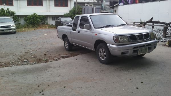 นิสสัน ฟรอนเทียร์ ปี2001 ดาวน์ได้