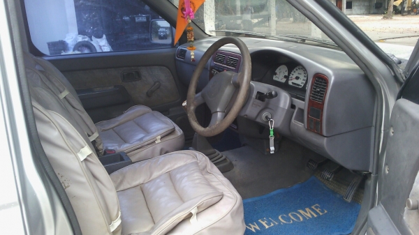 นิสสัน ฟรอนเทียร์ ปี2001 ดาวน์ได้