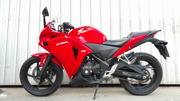 CBR250 ABS 2013 สีสุดท้ายก่อนเปลี่ยนโฉม รถสวยใช้น้อย