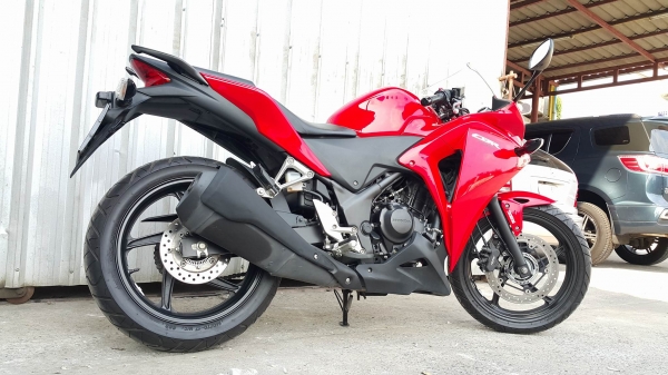 CBR250 ABS 2013 สีสุดท้ายก่อนเปลี่ยนโฉม รถสวยใช้น้อย