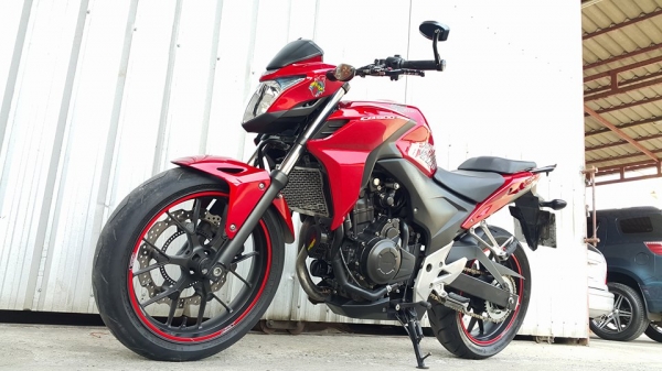 Cb500F วิ่งน้อย ใช้ถนอม ปี2013 ไม่ล้มชนแปะใดๆทั้งสิ้น ท่อเสียงดี ต่อรองราคาได้ครับ