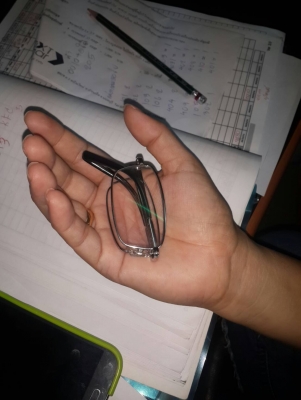 กรอบแว่นตาแบบพับได้ สวยๆถูกๆ กรอบแว่นตาแบบพับได้ สวยๆถูกๆ