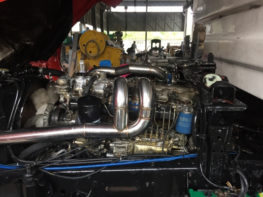 FUSO SN527-MA 6D17-220HPโบอินเตอร์ เกียร์อิตั่น 12ล้อดั้มสวยทั้งคัน