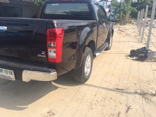 ขาย ISUZU DMAX 2.5 ปี 2013 มือเดียวออกห้าง เครื่องดี ช่วงล่างดี สีสวย เเอร์เย็น ยางดี ภายในไม่โทรม พร้อมใช้ ภาษีไม่ขาด เล่มพร้อม 0876835269 จัดไฟเเนนท์ได้ 570000 คับ ออกรถฟรีทุกอย่างคับ