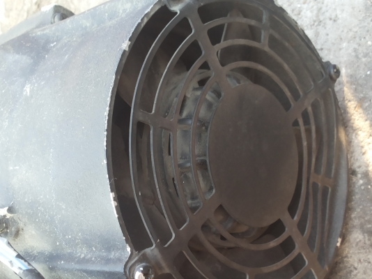 AC SERVO MOTOR  ยี่ห้อ  YASKAWA  ขนาด 2.2 KW. ( 3 แรงม้า )