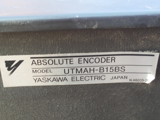 AC SERVO MOTOR  ยี่ห้อ  YASKAWA  ขนาด 2.2 KW. ( 3 แรงม้า )