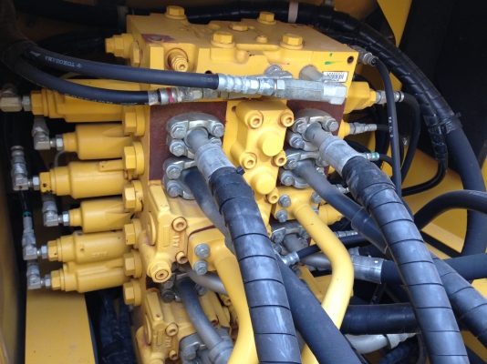 ขาย KOMATSU PC200-8 รถใช้น้อย 3998 ชั่วโมง สภาพสวยมาก เดิมทุกจุด ไม่ช้ำ สนใจติดต่อโดยตรง 081-4283210 หรือขอรูปเพิ่มเติมได้ทางไลน์ Adul.14 ขาย KOMATSU PC200-8 รถใช้น้อย 3998 ชั่วโมง สภาพสวยมาก เดิมทุกจุด ไม่ช้ำ สนใจติดต่อโดยตรง 081-4283210 หรือขอรูปเพิ่มเติมได้ทางไลน์ Adul.14