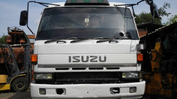 ขายครับรถโม่ 7 คิว เครื่อง 275 แรงเครื่องดีคัสชีงาม รถสภาพพร้อมใช้งาน ราคา 720,000 ต่อรอง สนใจติดต่อ 0845672050