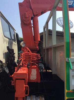 HINO ไฮเทค เครื่อง 210 แรงยาว 7 .20 ม. พร้อมเคน 3 ตัน กระบะต่อใหม่ เครื่องดี ครัทซีสวย รถสวยพร้อมใช้งาน ขาย 740,000 บาท ศุภากร 081-1903107 , 081-4252943