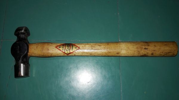 ขายค้อนตุ้มขนาด3/4 HENRY Made in Germany.งานใหม่เก่าเก็บ