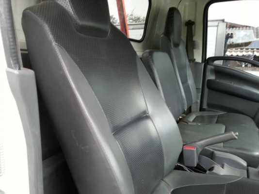 รถอีซุซุ 6 ล้อ ( รถสไลด์ ) NPR 150 แรงม้า ปี 56.  ( รถวิ่ง 29x,xxx กม. )         สนใจติดต่อ  081 - 6079515