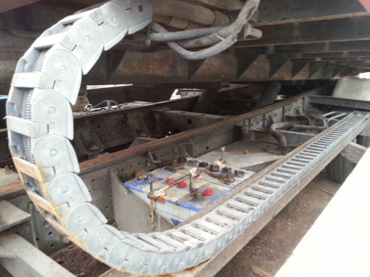 รถอีซุซุ 6 ล้อ ( รถสไลด์ ) NPR 150 แรงม้า ปี 56.  ( รถวิ่ง 29x,xxx กม. )         สนใจติดต่อ  081 - 6079515