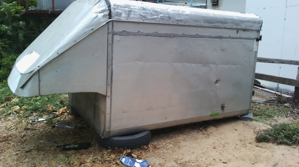 หลังคา ลูมิเนียม สูง 2 เมตรกว่า