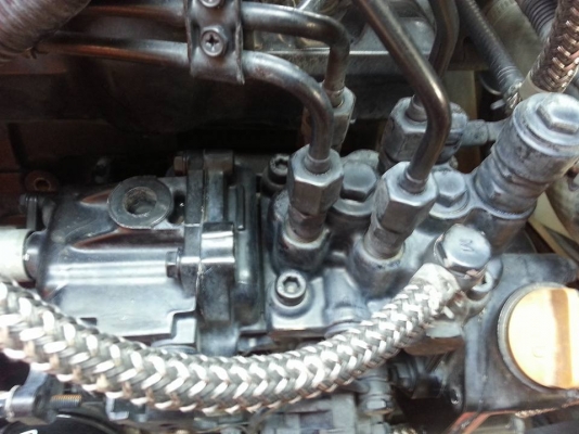 ยันร์ม่า EF453T 4 WD ใบมีดดันหน้า เครื่องดี เกียร์ดี ไฮโดรลิกดี ขายตามสภาพ ใช้งานได้ปรกติ