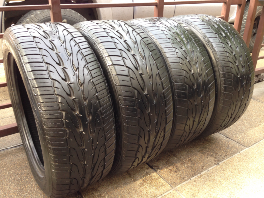 ยาง Toyo 265 50 20 ปลายปี12 พร้อมใช้งาน ราคาไม่แพง