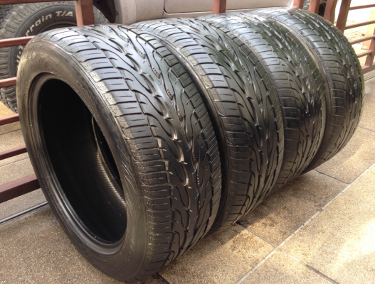 ยาง Toyo 265 50 20 ปลายปี12 พร้อมใช้งาน ราคาไม่แพง