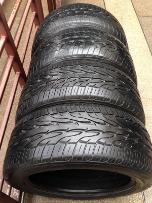 ยาง Toyo 265 50 20 ปลายปี12 พร้อมใช้งาน ราคาไม่แพง