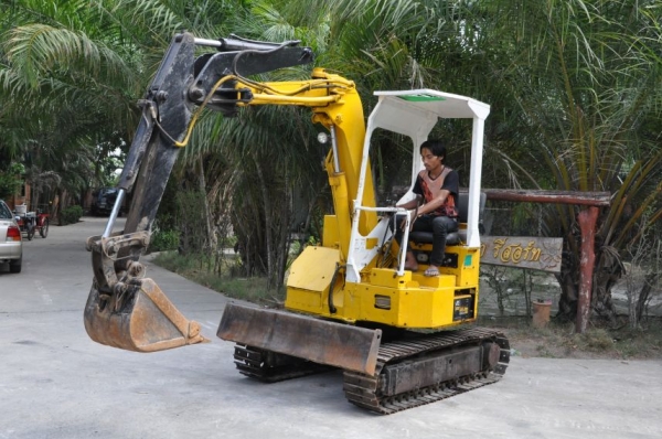 ขายแบคโฮ MITSUBISHI MM30 สวยเดิมจากญี่ปุ่นยังไม่เคยใช้ในไทย ทำงานสมบูรณ์ทุกระบบ รับรองไม่ผิดหวัง 145,000 เท่านั้น!!