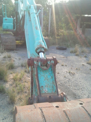 **1,xxx,000 บ.ต่อรอง/// แบคโฮ KOBELCO MARK-6 SK200 YN.07 เครื่อง/ปั้ม เดิม ไฟฟ้าครบ 12,xxx ชม. บูมอาร์มสวย เอวแน่น ช่วงล่าง75\% บอดี้เดิมๆ สีสันเดิม พร้อมใช้ เอกสารเล่มฯ **ขาย KOBELCO SK200 MARK 6 YN.07 แบคโฮ200 สภาพเดิมบาง ใช้งานน้อย เอกสารเล่มทะเบียน ครบ