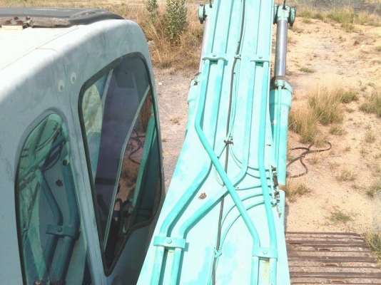 **1,xxx,000 บ.ต่อรอง/// แบคโฮ KOBELCO MARK-6 SK200 YN.07 เครื่อง/ปั้ม เดิม ไฟฟ้าครบ 12,xxx ชม. บูมอาร์มสวย เอวแน่น ช่วงล่าง75\% บอดี้เดิมๆ สีสันเดิม พร้อมใช้ เอกสารเล่มฯ **ขาย KOBELCO SK200 MARK 6 YN.07 แบคโฮ200 สภาพเดิมบาง ใช้งานน้อย เอกสารเล่มทะเบียน ครบ